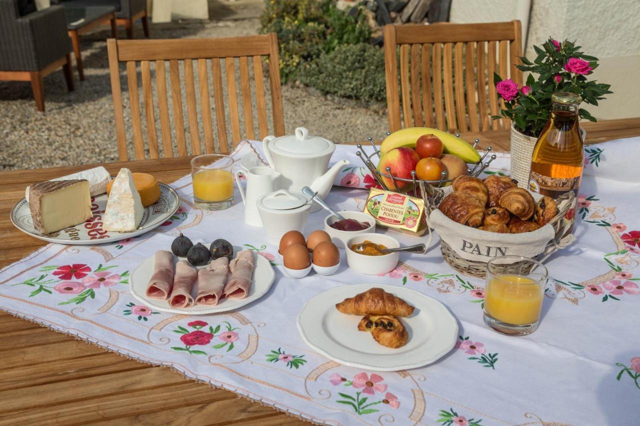 La Bicyclette Bleue Bed and Breakfast Montmorillon Eksteriør billede
